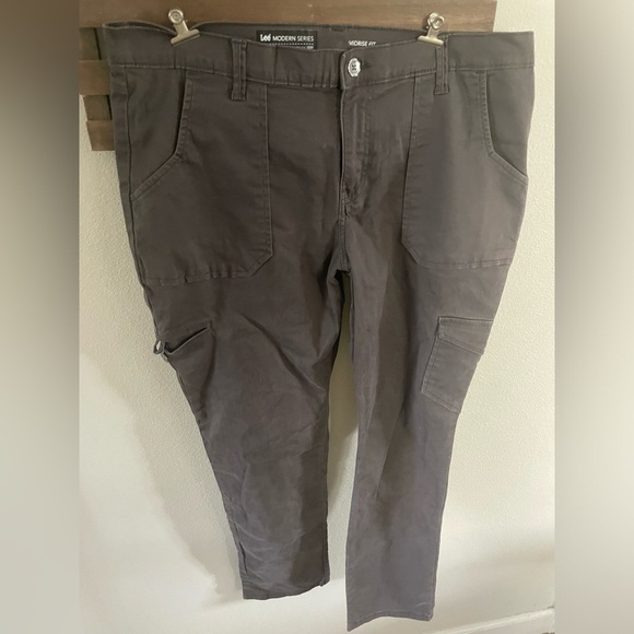 Lee Modern Series Mid-rise Fit Dark Gray Pants Size 16 - Picture 1 of 5